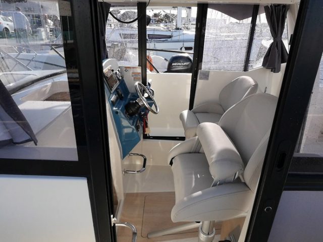 QUICKSILVER 805 Pilothouse NO.7