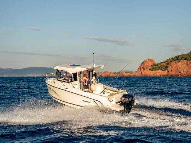 クイックシルバー 625 Pilot House NO.3