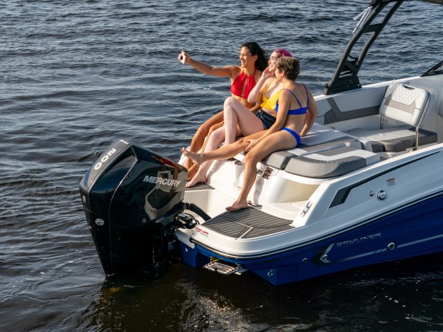 BAYLINER VR6 Bowrider Outboard NO.12