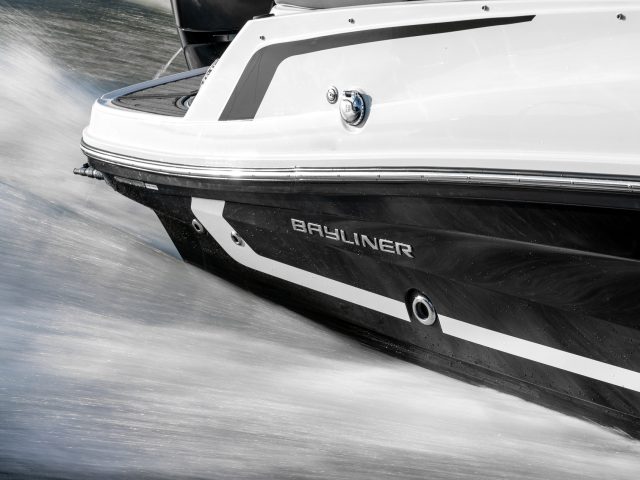 BAYLINER VR6 Bowrider Outboard NO.2