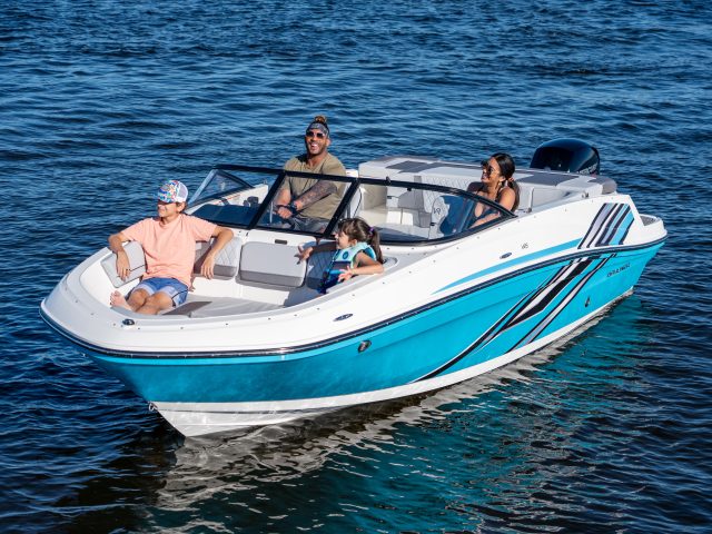 VR5 Bowrider Outboard