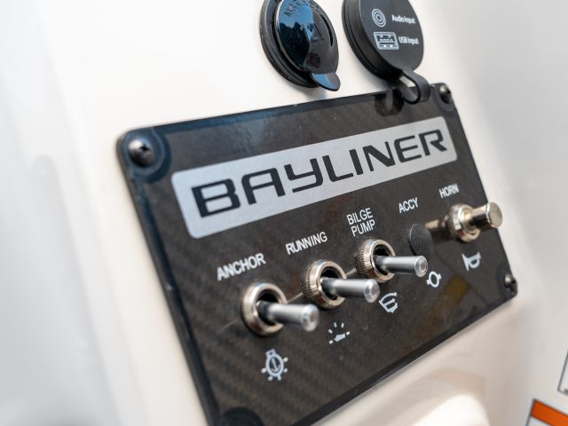 BAYLINER ELEMENT M15 NO.13